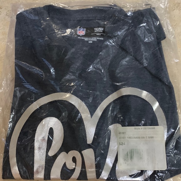 NWT TENNESSEE TITANS CHILD SHIRT 6/6X GIRLS - Picture 1 of 4